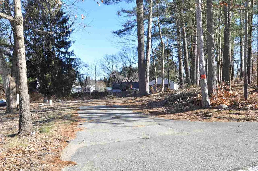 48 Mildred Avenue Raymond NH 03077