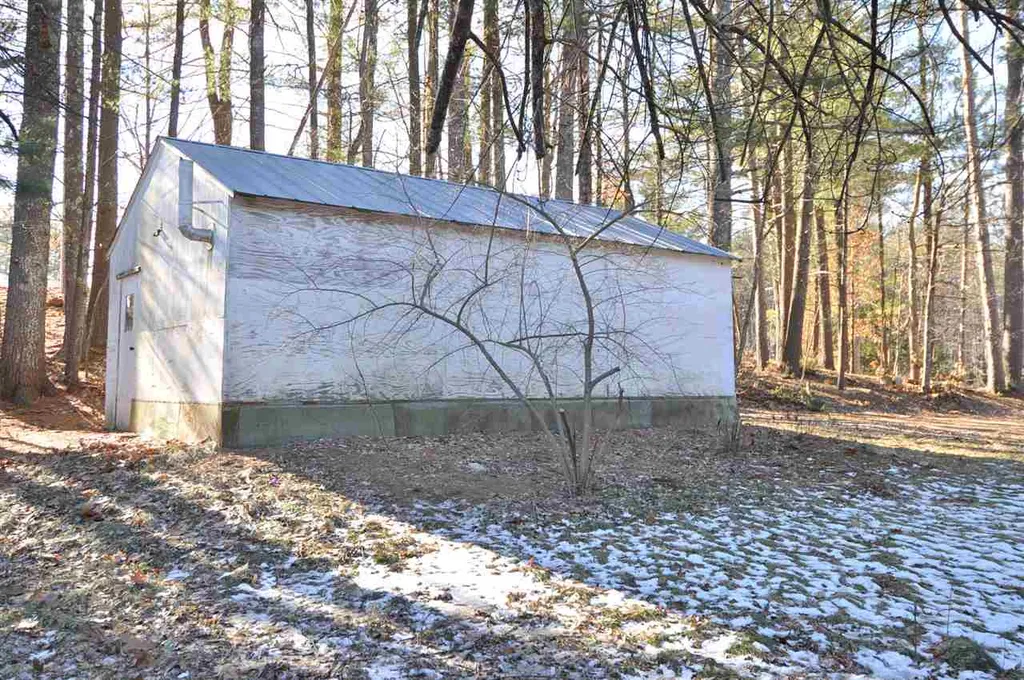 48 Mildred Avenue Raymond NH 03077
