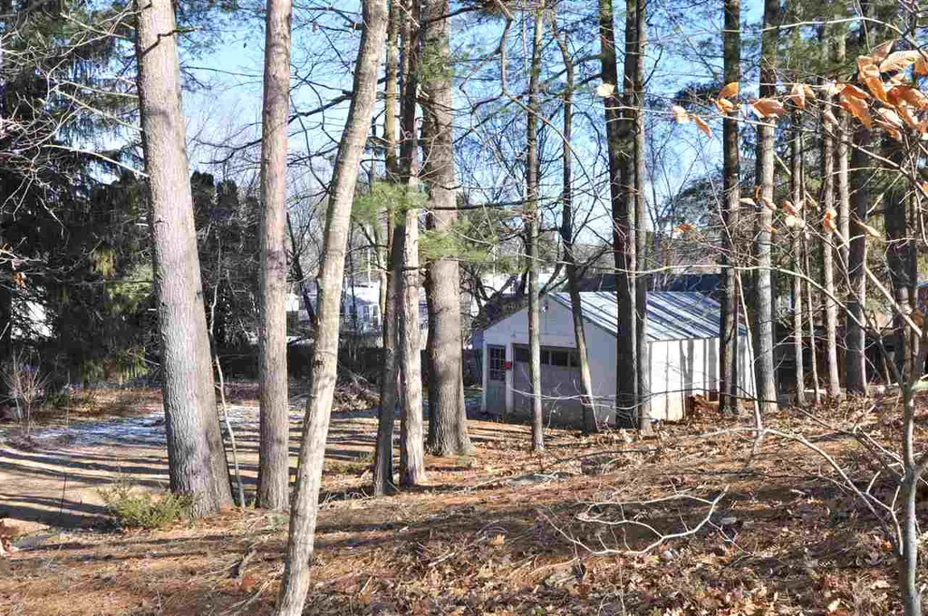 48 Mildred Avenue Raymond NH 03077