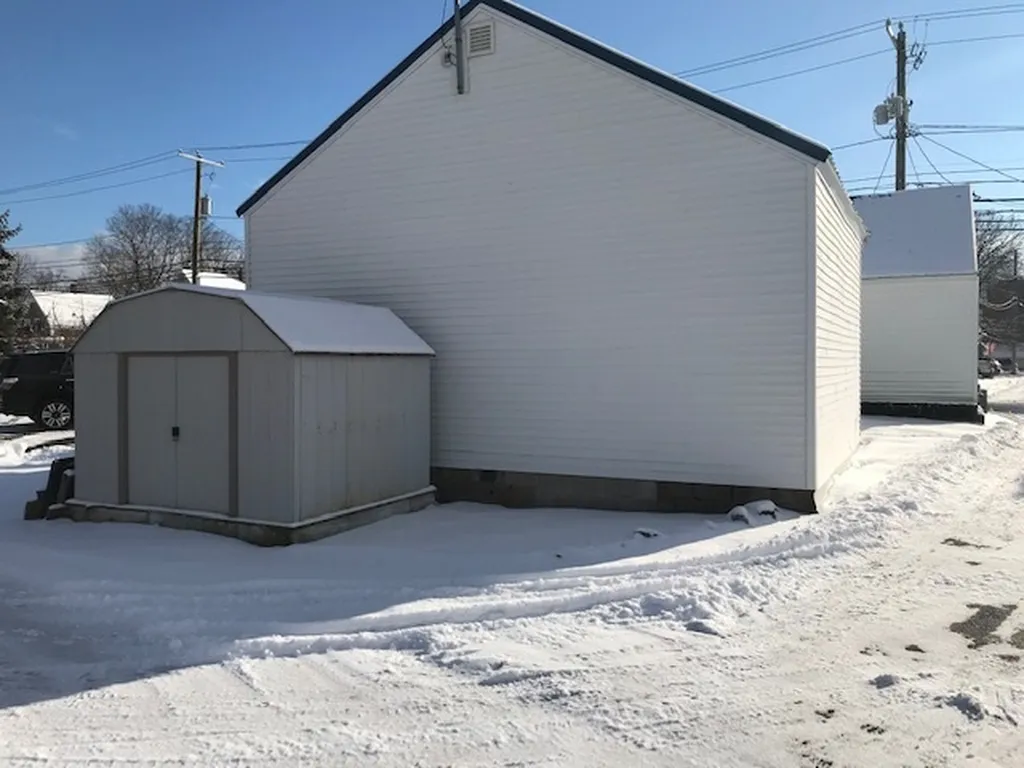 263 Court Street Laconia NH 03246