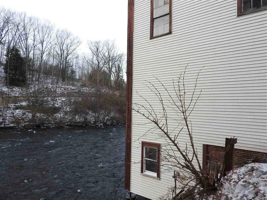 260 Main Street Tilton NH 03276