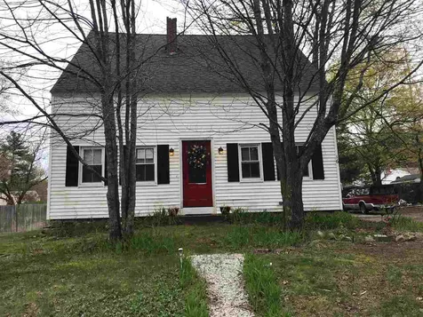 16 Conant Road Nashua NH 03062