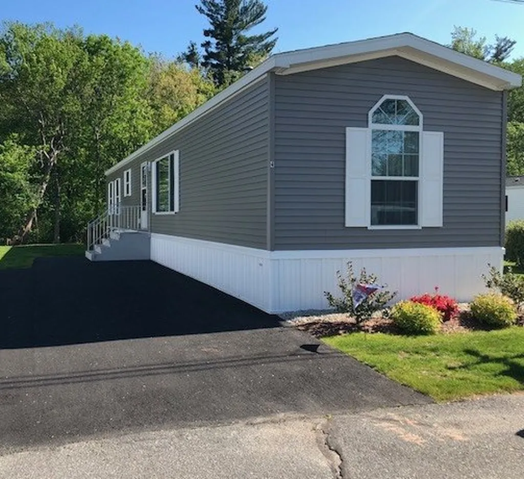 29 Lowell Road Lot 34 Salem NH 03079