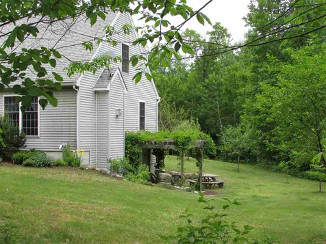 66 Strawbrook Lane Canaan NH 03741