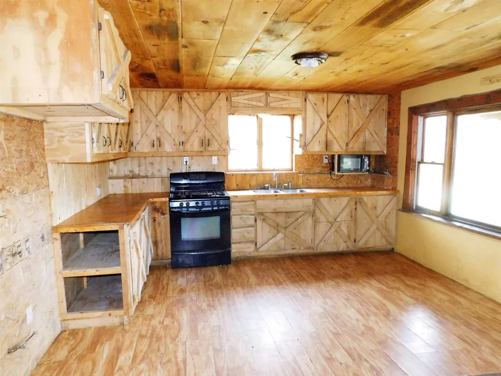 882 Toad Pond Road Morgan VT 05853