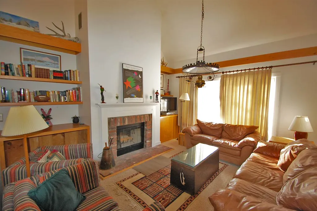 186 Castlerock Road Warren VT 05674