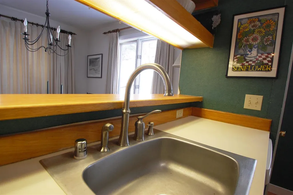186 Castlerock Road Warren VT 05674