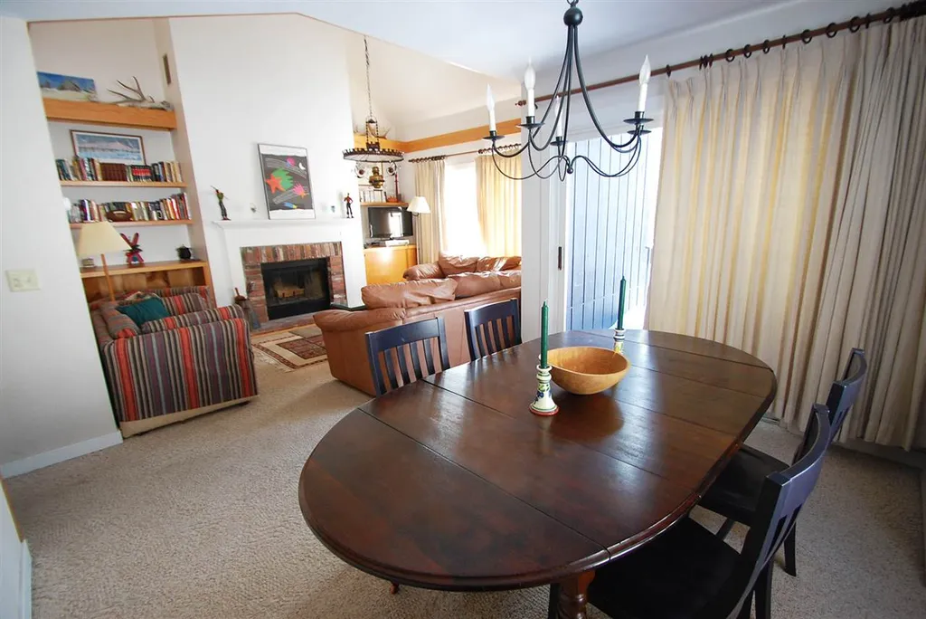 186 Castlerock Road Warren VT 05674