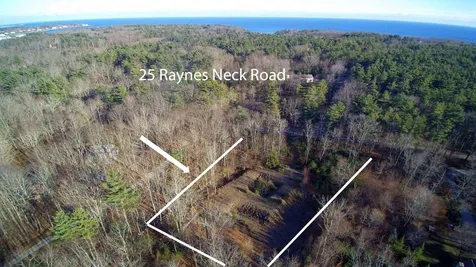 25 Raynes Neck Road York ME 03909