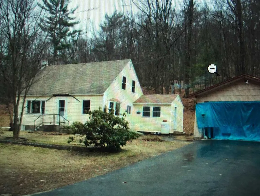 97 Grapevine Road Dunbarton NH 03046