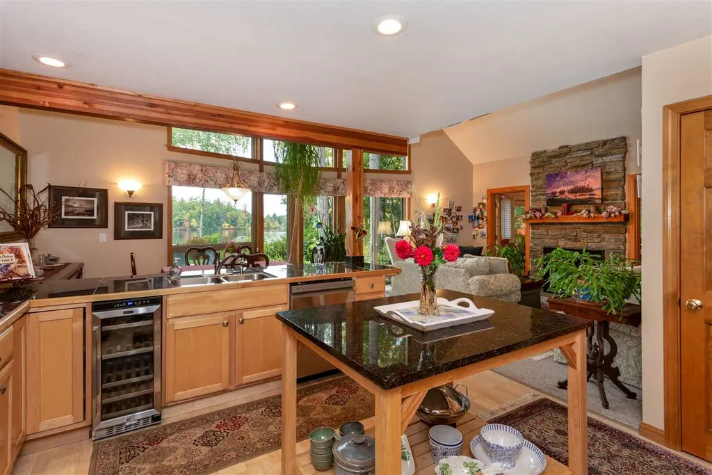 330 Castle Shore Road Moultonborough NH 03254