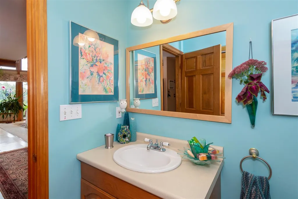 330 Castle Shore Road Moultonborough NH 03254