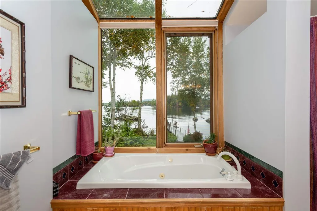 330 Castle Shore Road Moultonborough NH 03254