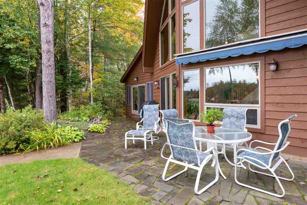 330 Castle Shore Road Moultonborough NH 03254