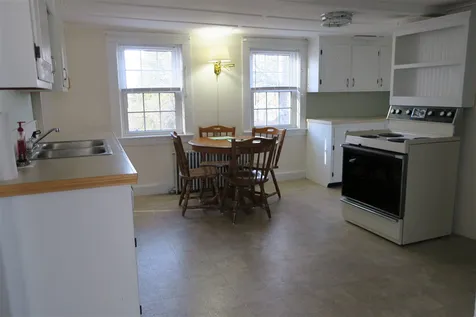 10 Highland Street Exeter NH 03833