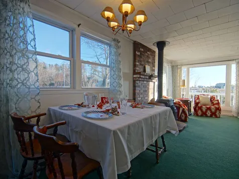 100 Locke Road Rye NH 03870