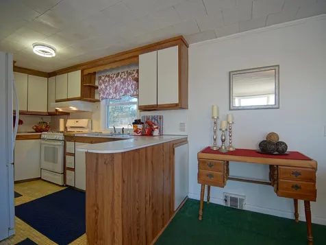100 Locke Road Rye NH 03870