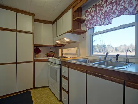 100 Locke Road Rye NH 03870