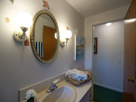 100 Locke Road Rye NH 03870