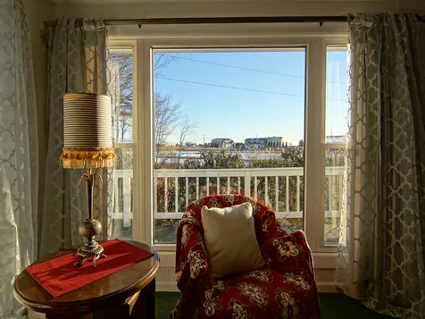 100 Locke Road Rye NH 03870