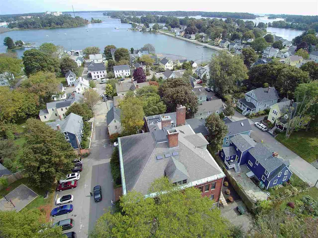 50 South School Street Portsmouth NH 03801