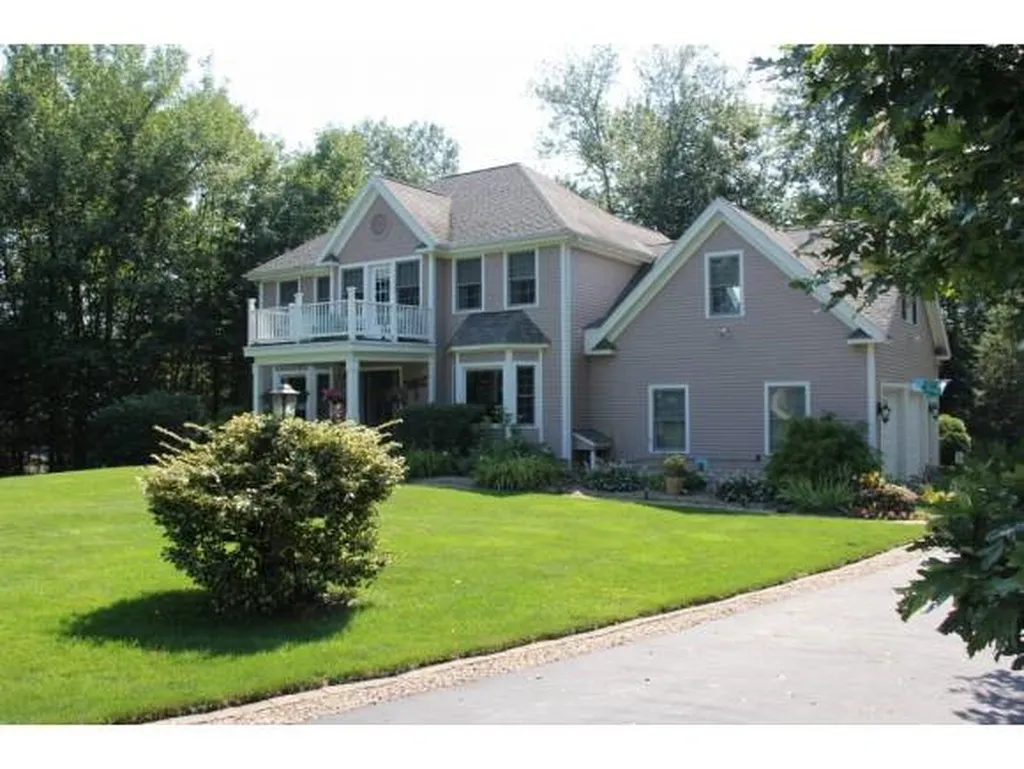 3 Checkerberry Lane Concord NH 03301