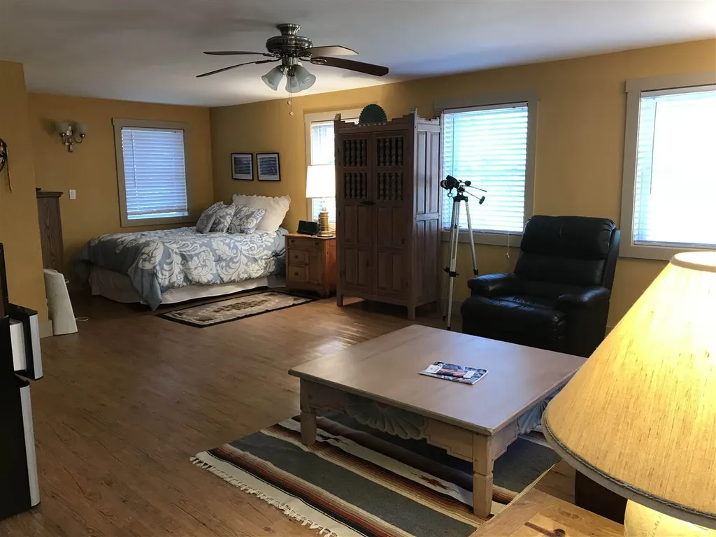 8 Buttonwood Road Holderness NH 03245