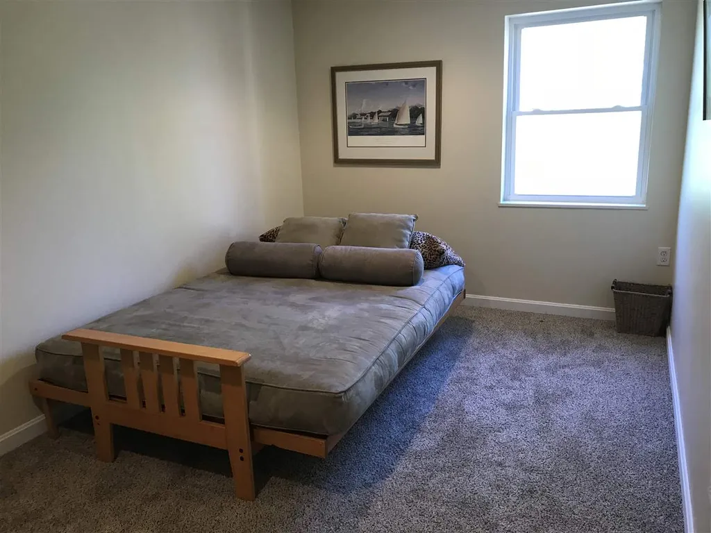 8 Buttonwood Road Holderness NH 03245