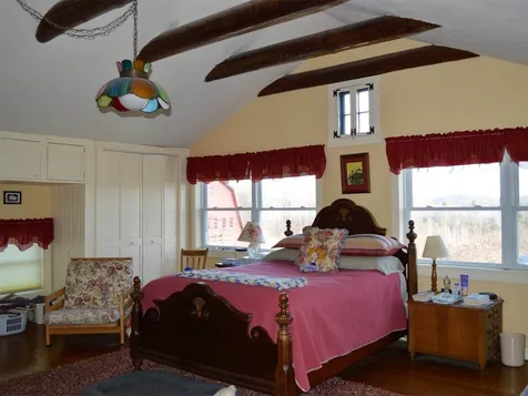 5779 Dorset Street Shelburne VT 05482
