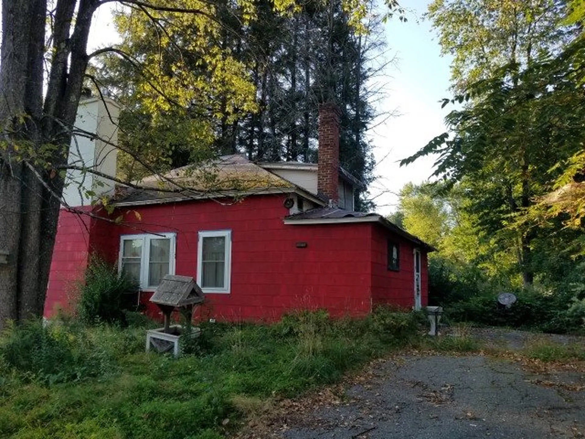 7 Breezy Knoll Hinsdale NH 03451