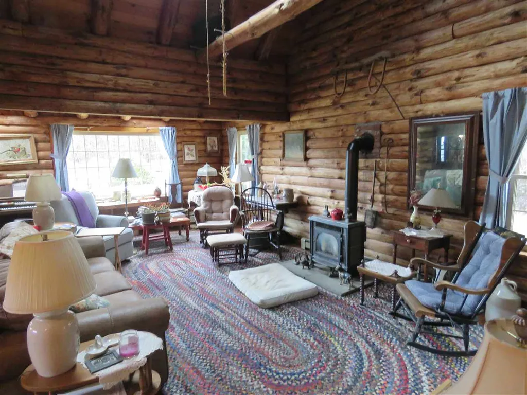 415 Greenfield Road Peterborough NH 03458