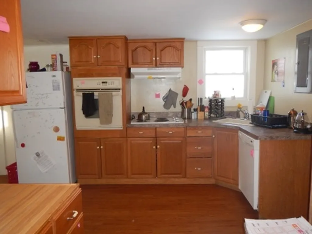 8 Emerson Street Plymouth NH 03264