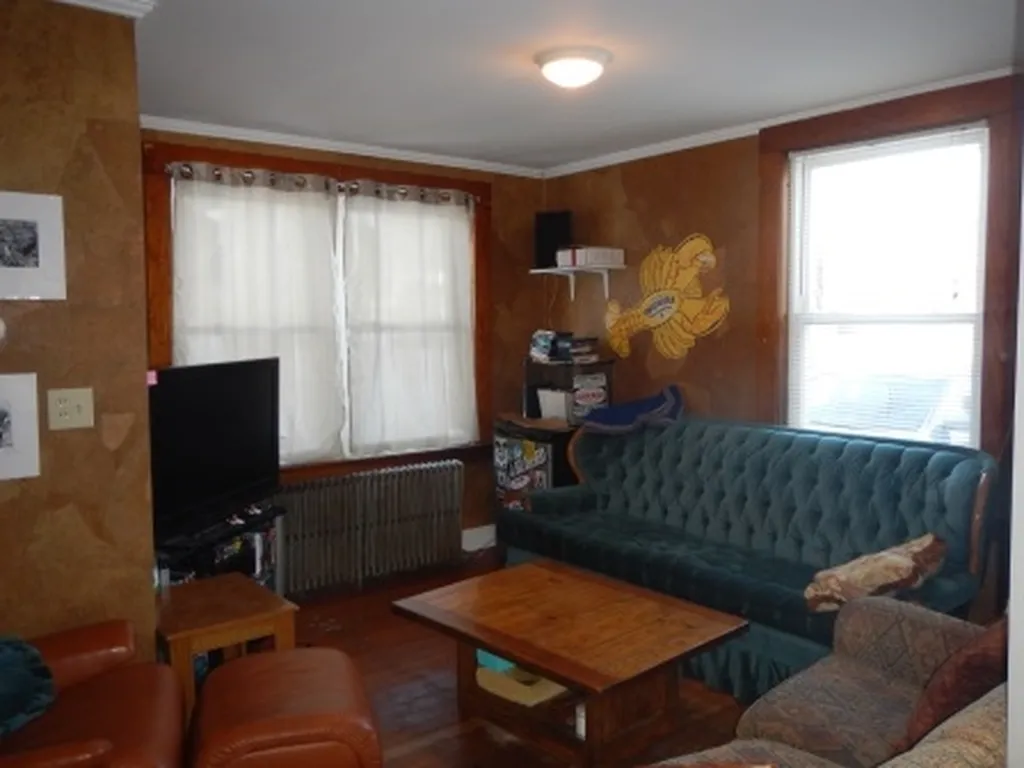 8 Emerson Street Plymouth NH 03264