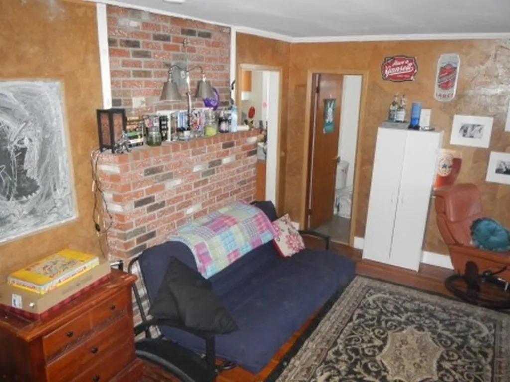 8 Emerson Street Plymouth NH 03264