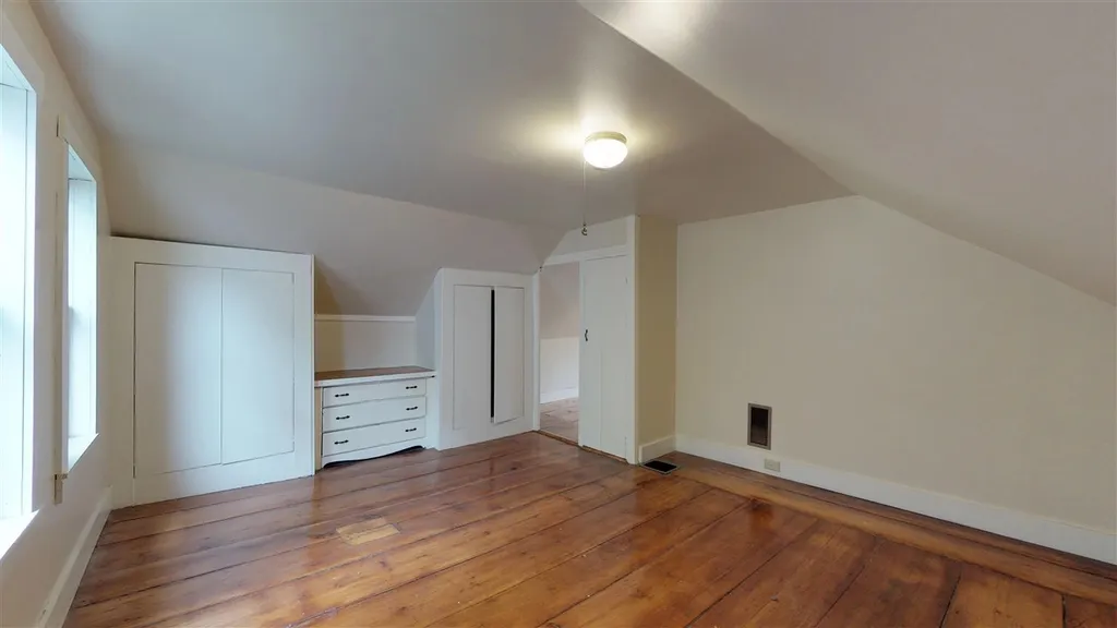 996-998 Texas Hill Road Huntington VT 05462