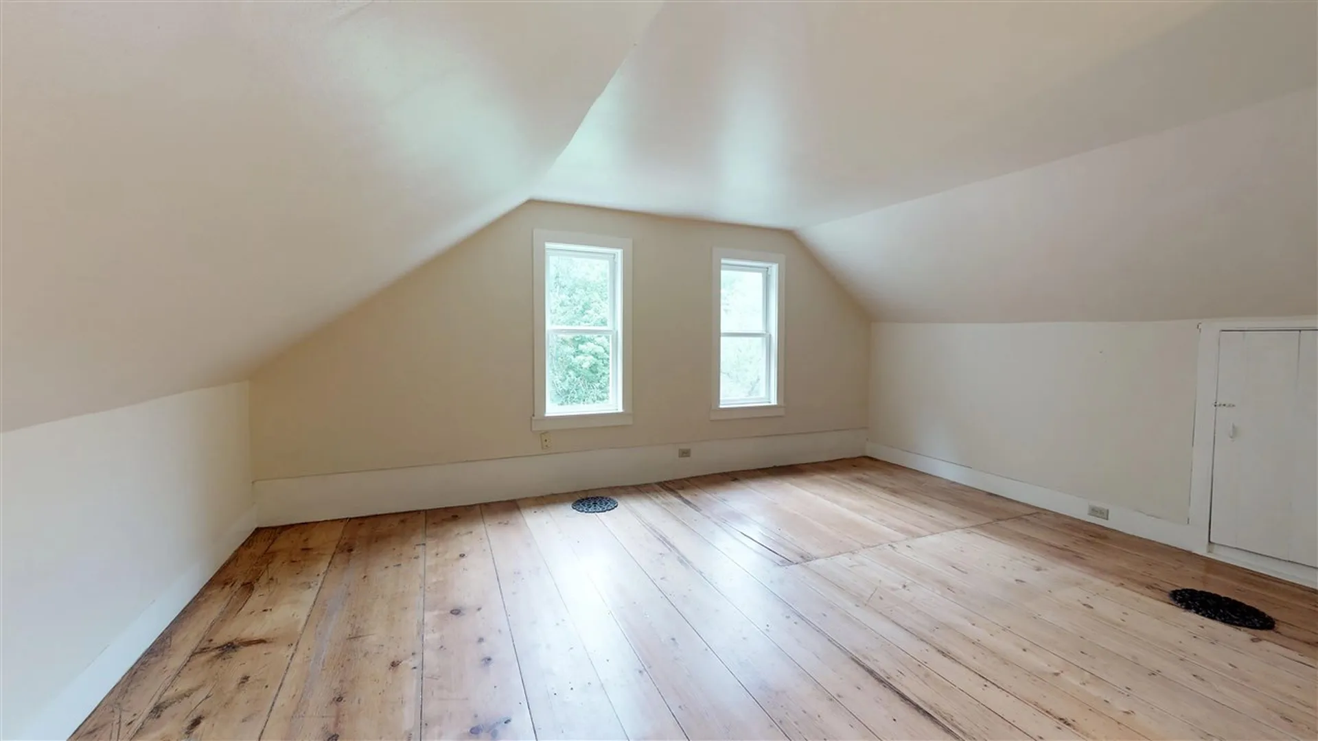 996-998 Texas Hill Road Huntington VT 05462