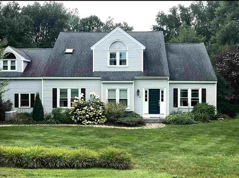 39 Foxcross Circle Concord NH 03301