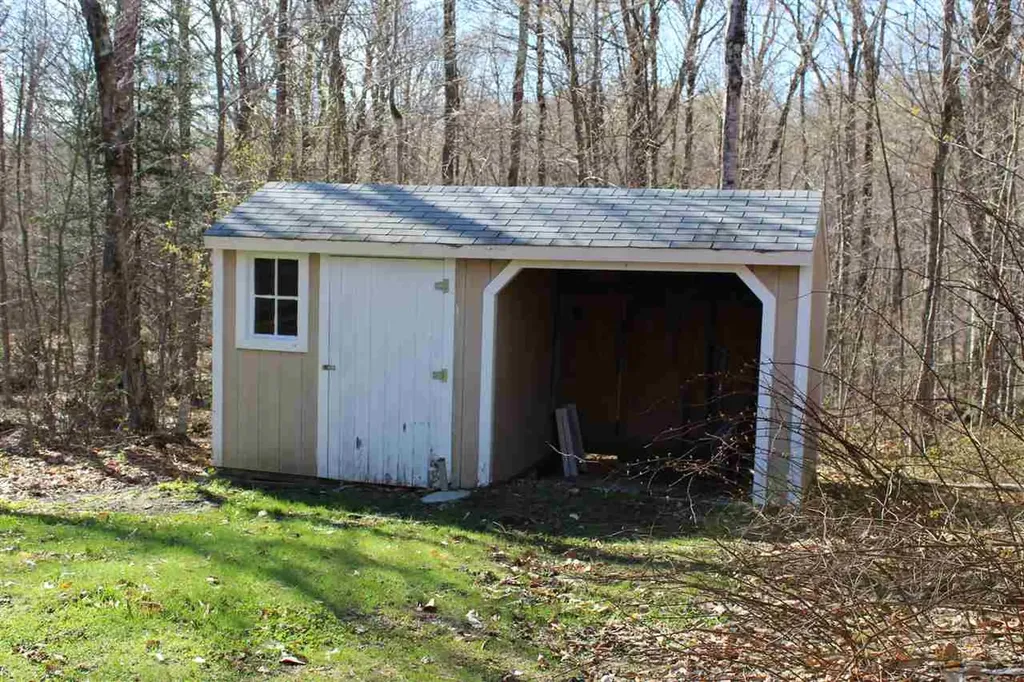 91 Slawson Road Weston VT 05161
