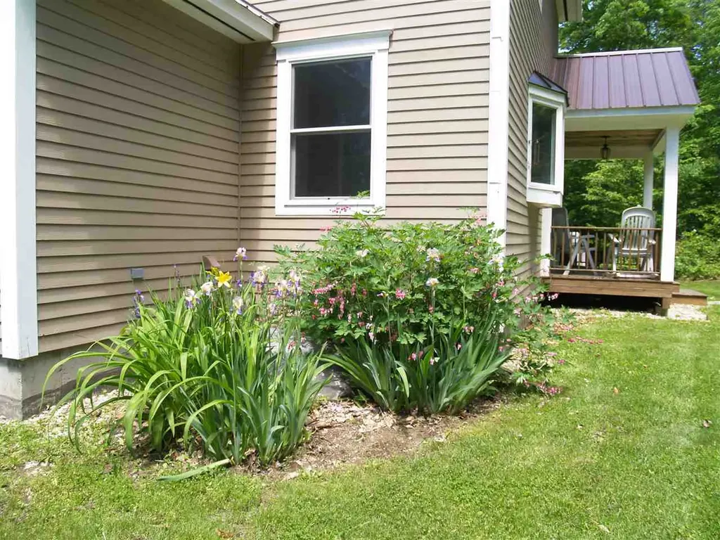 91 Slawson Road Weston VT 05161