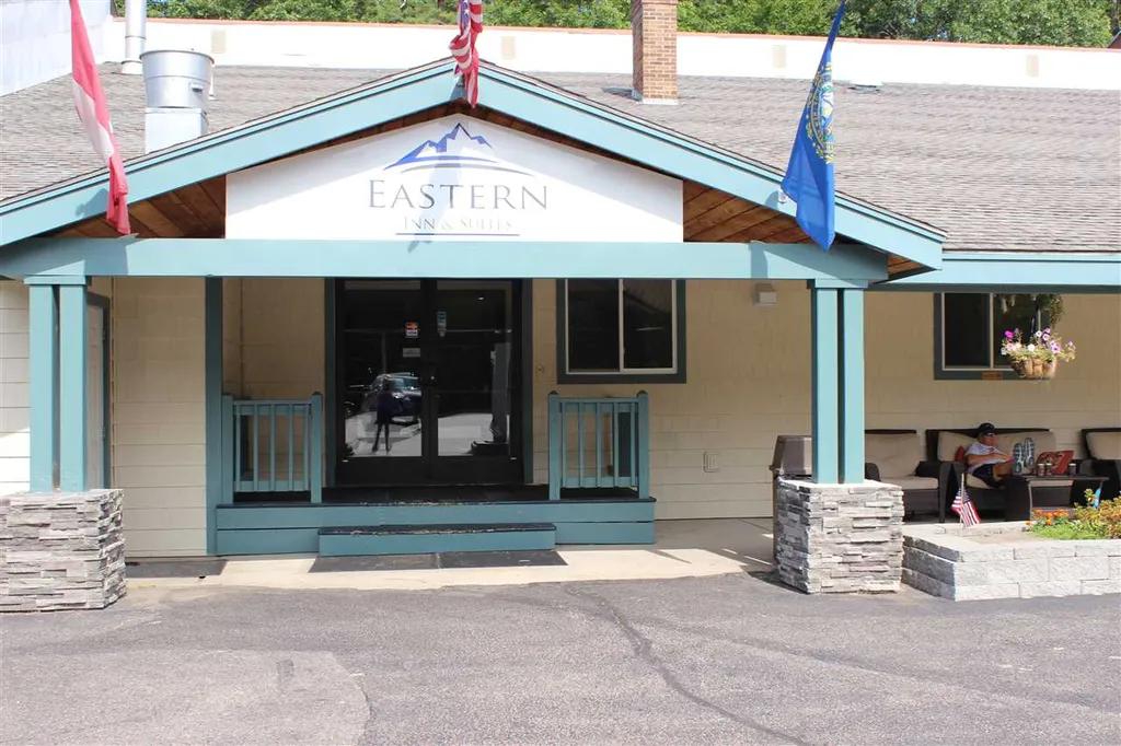 2955 White Mountain Highway Conway NH 03860