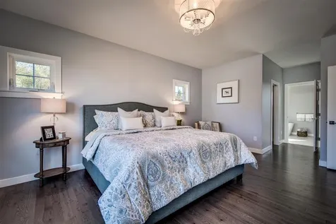 8 Treeline Drive Auburn NH 03032