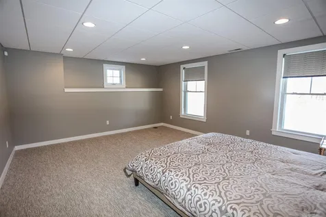 8 Treeline Drive Auburn NH 03032
