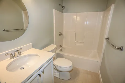 8 Treeline Drive Auburn NH 03032