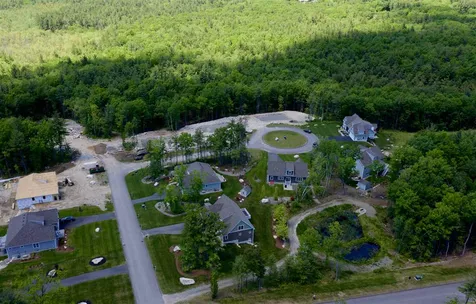 8 Treeline Drive Auburn NH 03032