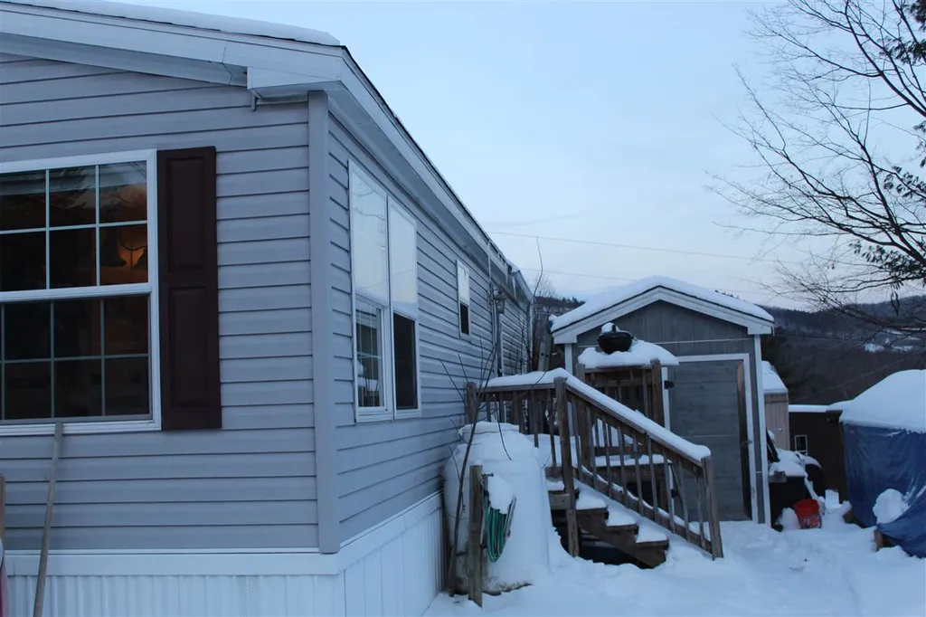 66 Oscars Lane Hinesburg VT 05461
