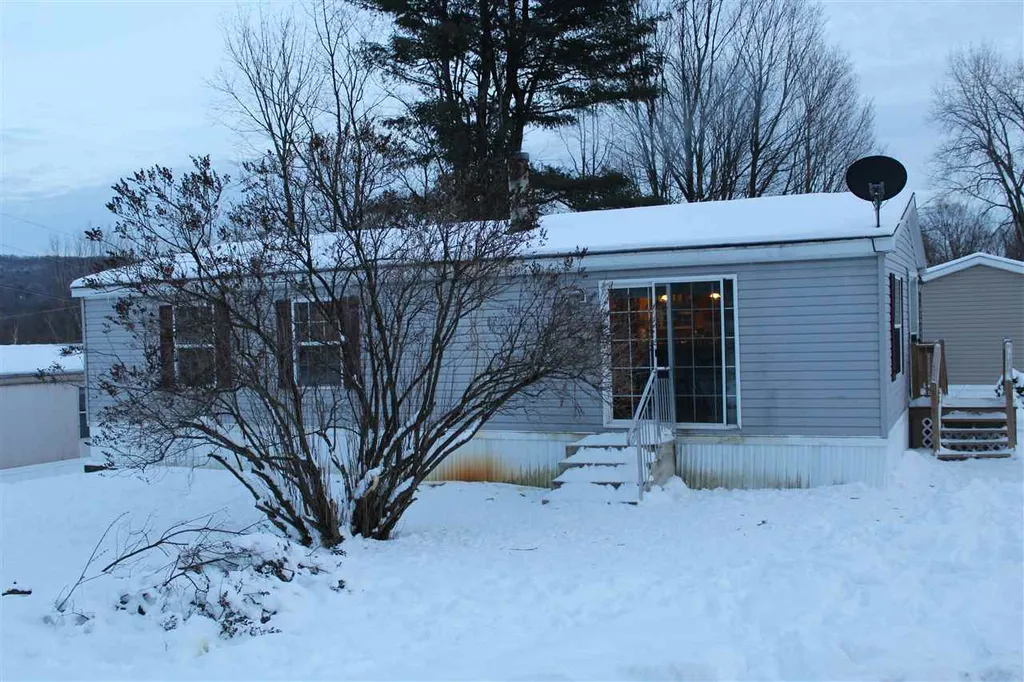 66 Oscars Lane Hinesburg VT 05461