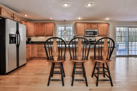 93 Nartoff Road Hollis NH 03049