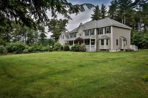93 Nartoff Road Hollis NH 03049