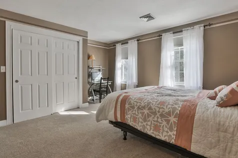 93 Nartoff Road Hollis NH 03049