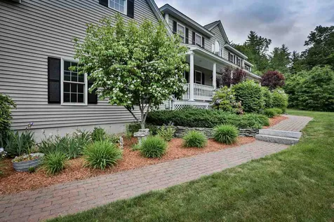 93 Nartoff Road Hollis NH 03049